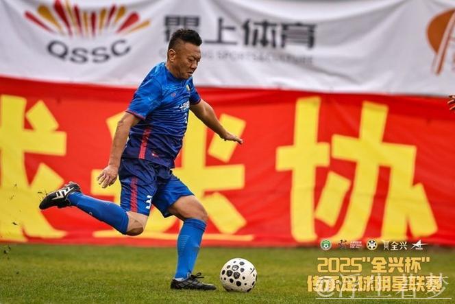 直播吧专访老甲A魏群：我们做的事将来是要升国旗的